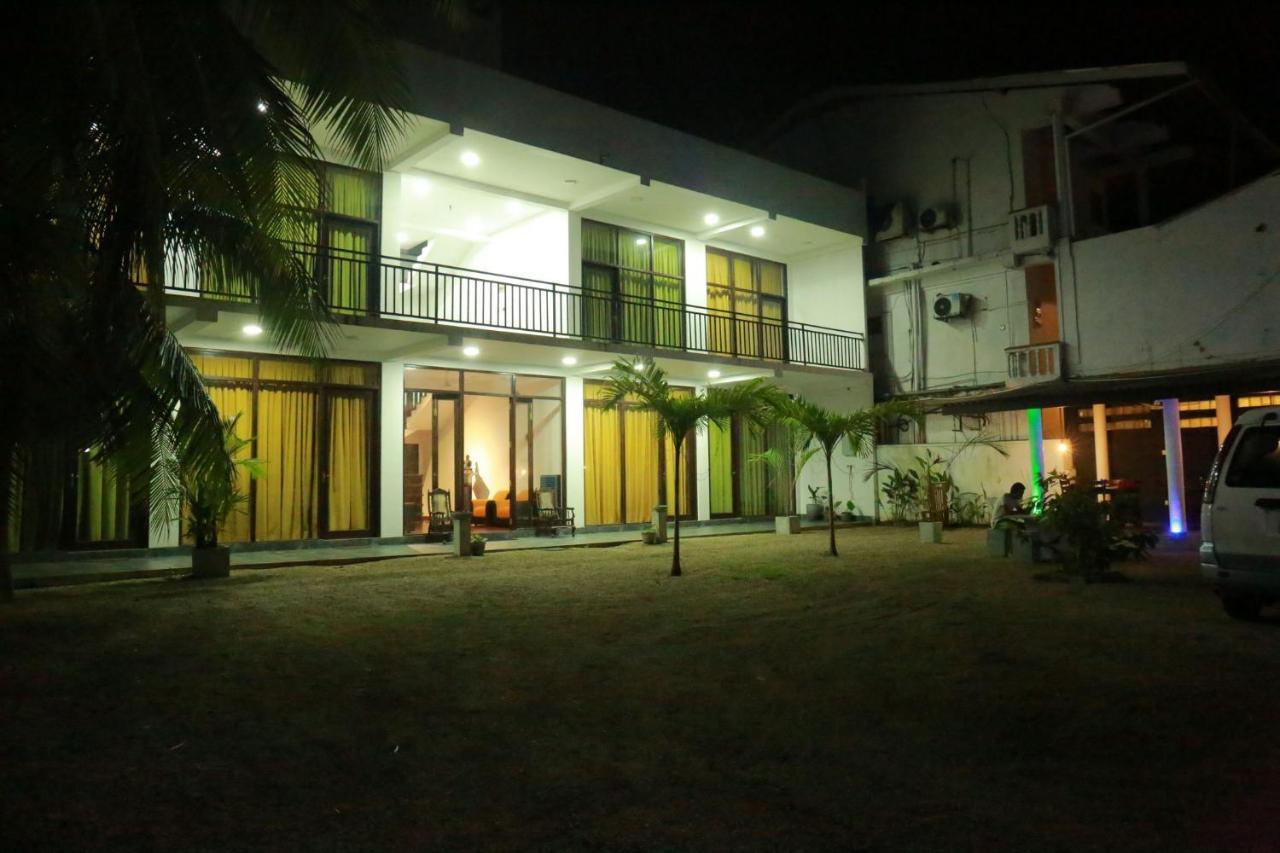 Jayaa Beach Talpe Dış mekan fotoğraf