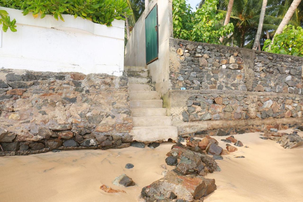 Jayaa Beach Talpe Dış mekan fotoğraf
